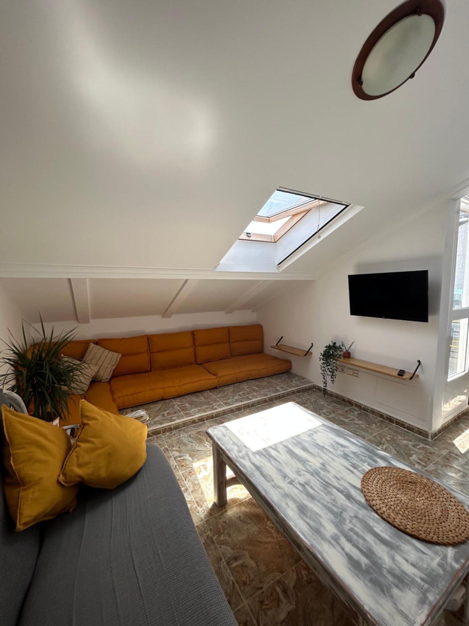 Apartamentos Oasis De Calma ロス・アルカサレス エクステリア 写真